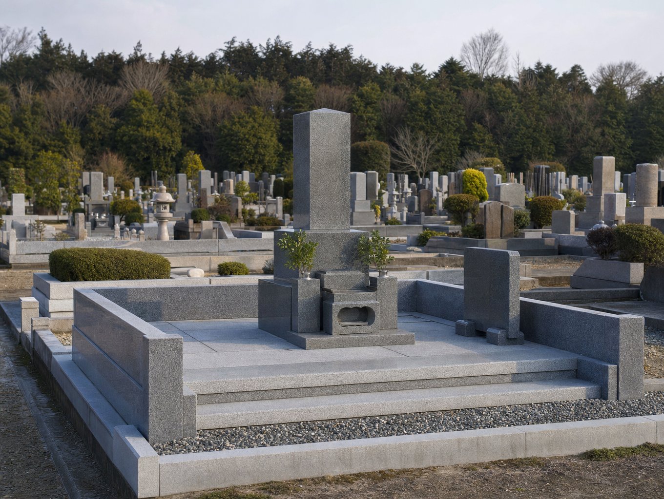 墓じまい施工前、公営霊園のお墓(イメージ)